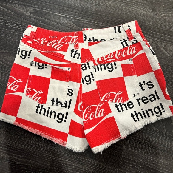 Vintage Like Coca-Cola Women’s Denim Shorts 🍒 “It’s the Real Thing” Size Small - Picture 2 of 3